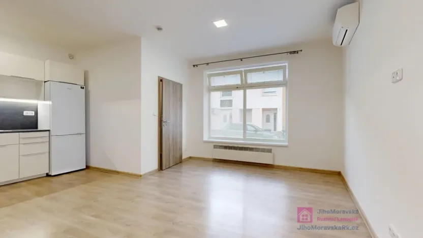 Pronájem bytu 2+kk, Břeclav, Nová, 42 m2