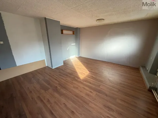 Prodej pokoje, Most, Průjezdná, 129 m2