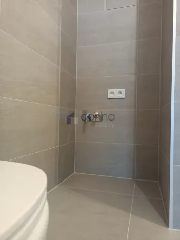 Pronájem bytu 2+kk, Praha, Hodkovická, 45 m2
