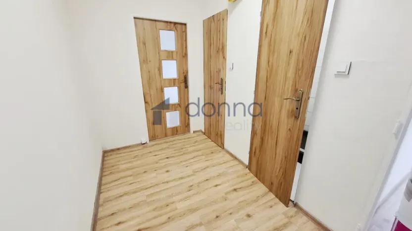 Prodej bytu 2+1, Praha, Sněženková, 52 m2