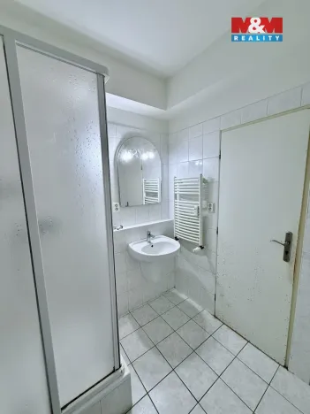 Prodej bytu 2+kk, Praha - Hlubočepy, Trnkovo náměstí, 45 m2