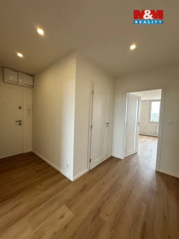 Pronájem bytu 3+kk, Praha - Bohnice, Zelenohorská, 68 m2