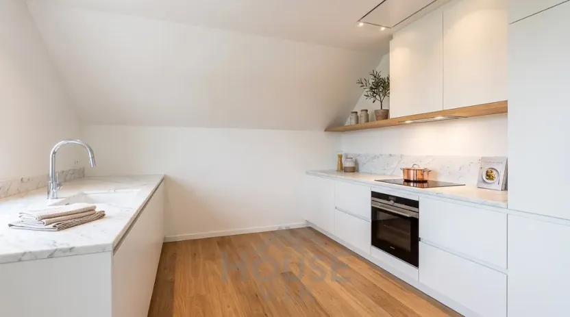 Prodej bytu 2+1, Nučice, 100 m2