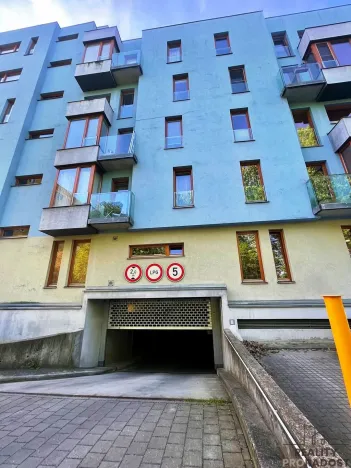 Pronájem bytu 1+kk, Praha, Na okraji, 33 m2