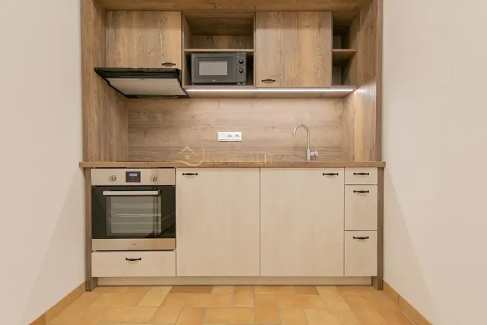 Pronájem bytu 1+1, Olomouc, Šemberova, 30 m2
