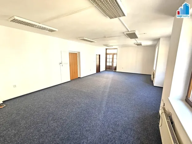 Pronájem kanceláře, Plzeň - Jižní Předměstí, Kollárova, 55 m2