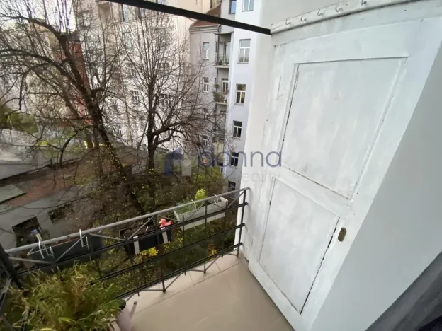 Pronájem bytu 2+kk, Praha, U Uranie, 51 m2
