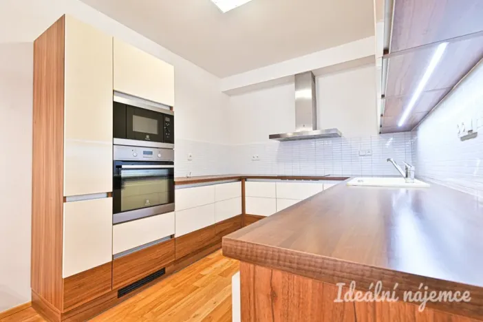 Pronájem bytu 2+kk, Brno, Rostislavovo náměstí, 59 m2