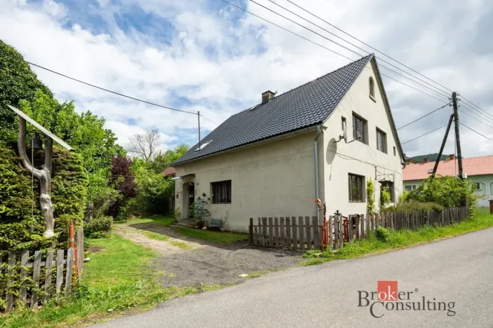 Prodej rodinného domu, Bílý Potok, 284 m2