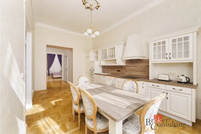 Pronájem bytu 3+1, Praha, 114 m2