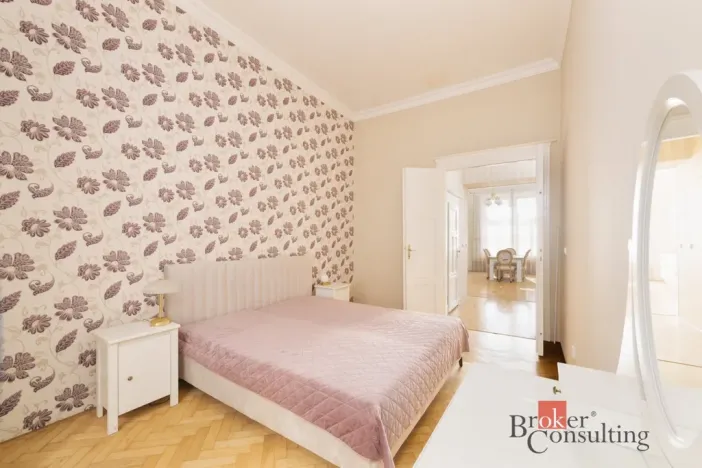 Pronájem bytu 3+1, Praha, 114 m2