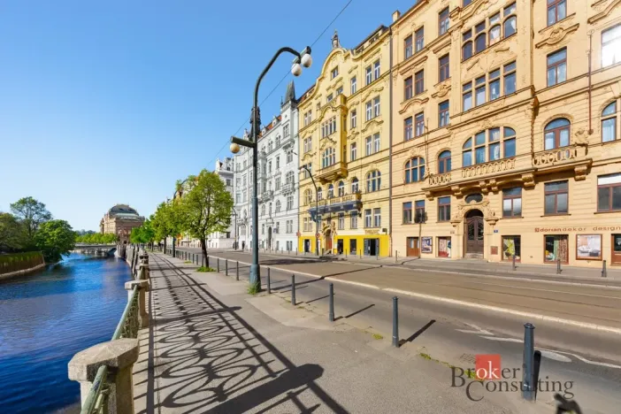 Pronájem bytu 3+1, Praha, 114 m2