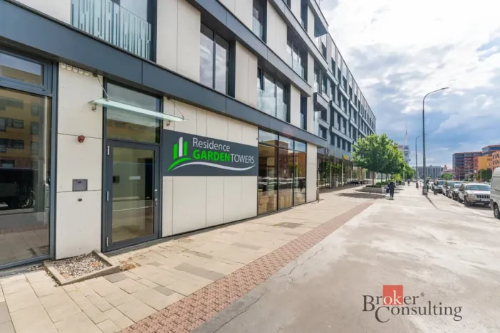 Pronájem bytu 1+kk, Praha, Olšanská, 39 m2
