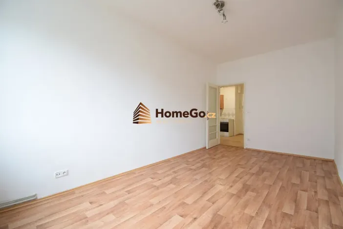 Pronájem bytu 2+1, Praha - Nusle, U gymnázia, 58 m2