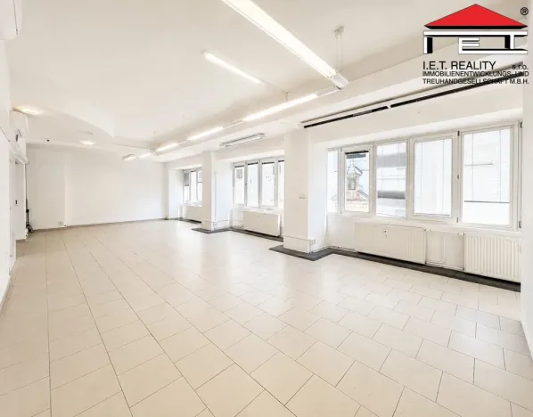 Pronájem obchodního prostoru, Brno, Josefská, 75 m2