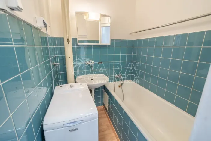 Pronájem bytu 2+kk, Praha - Malešice, Malešická, 63 m2