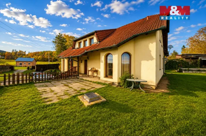 Prodej rodinného domu, Hřiměždice, 325 m2