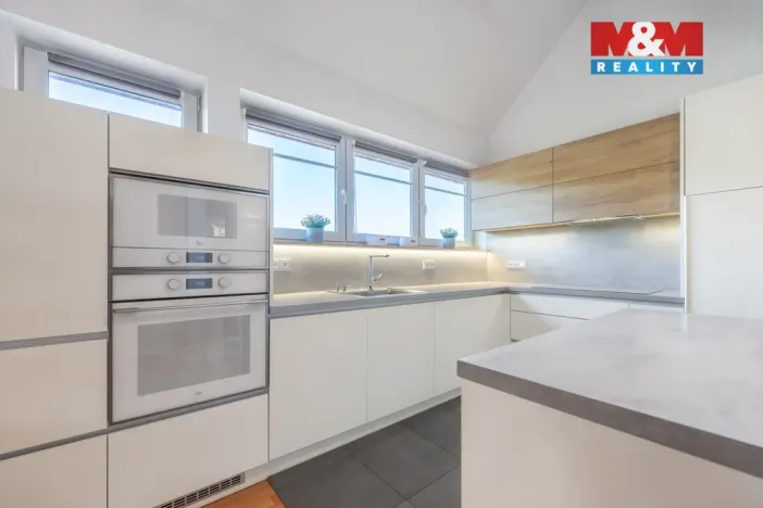 Prodej bytu 4+kk, Luhačovice, Masarykova, 180 m2