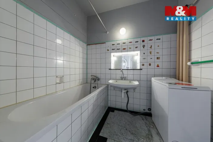 Prodej bytu 3+1, Mariánské Lázně, Stavbařů, 100 m2
