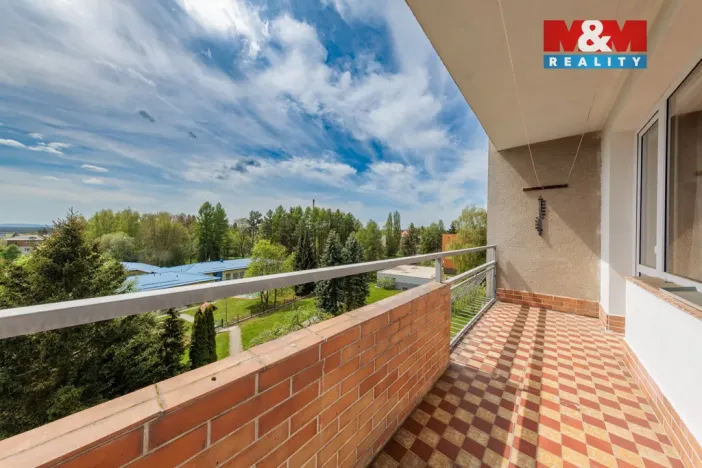 Prodej bytu 3+1, Mariánské Lázně, Stavbařů, 100 m2