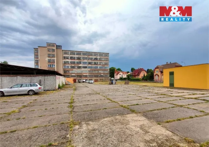 Pronájem obchodního prostoru, Varnsdorf, Bratislavská, 700 m2