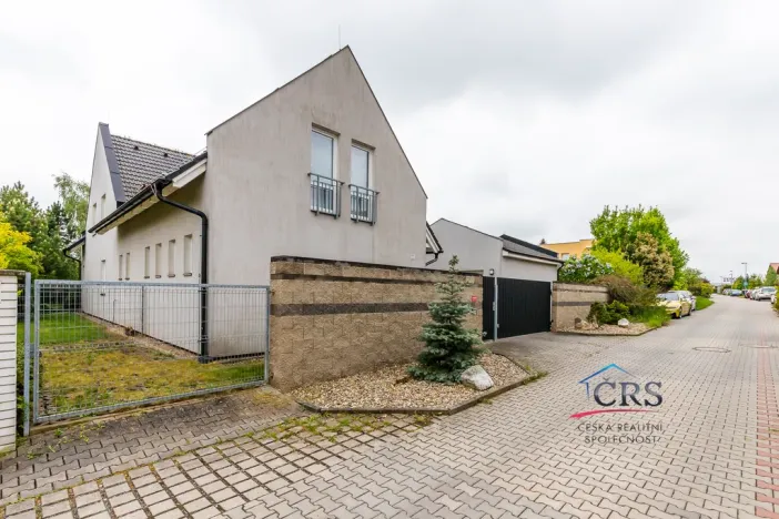 Prodej rodinného domu, Hostivice, 242 m2