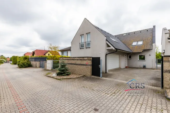 Prodej rodinného domu, Hostivice, 242 m2