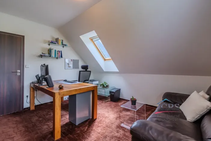 Prodej rodinného domu, Hostivice, 242 m2