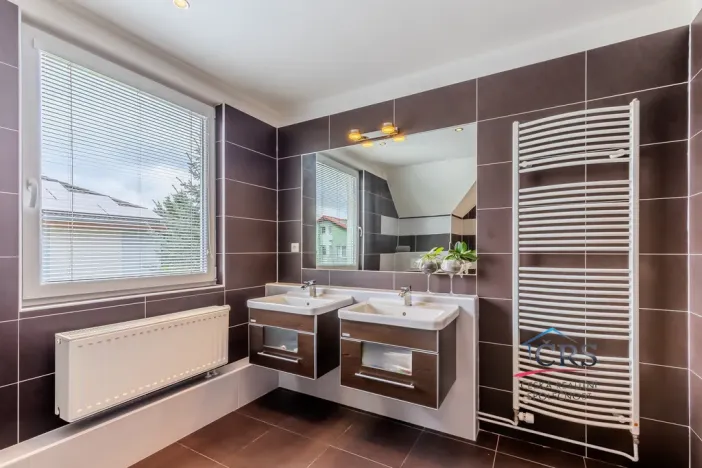 Prodej rodinného domu, Hostivice, 242 m2
