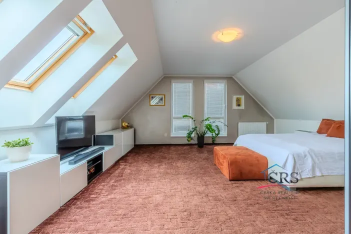 Prodej rodinného domu, Hostivice, 242 m2