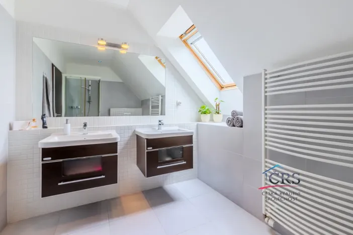 Prodej rodinného domu, Hostivice, 242 m2