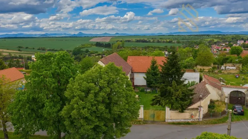 Prodej rodinného domu, Mšené-lázně - Vrbice, Mír. náměstí, 220 m2