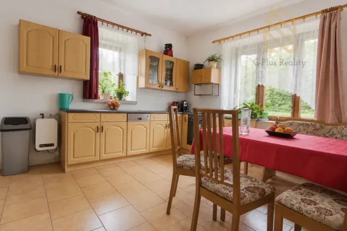 Prodej rodinného domu, Mšené-lázně - Vrbice, Mír. náměstí, 220 m2