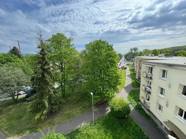 Pronájem bytu 2+1, Teplice, Buzulucká, 52 m2