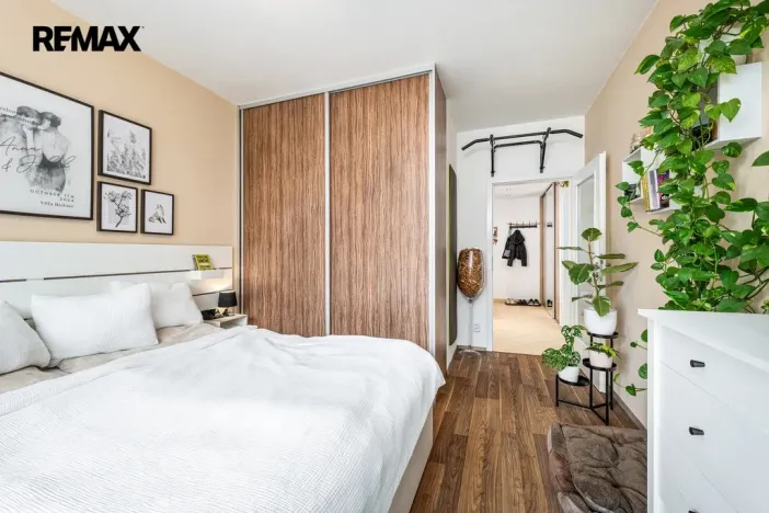 Prodej bytu 2+kk, Praha - Horní Měcholupy, Modenská, 58 m2