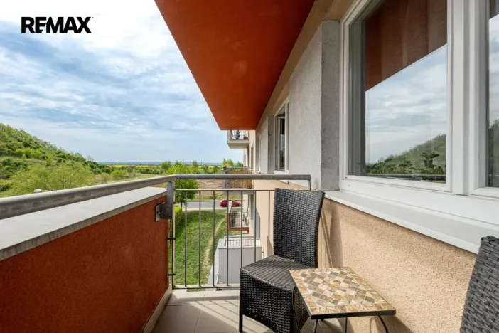 Prodej bytu 2+kk, Praha - Horní Měcholupy, Modenská, 58 m2