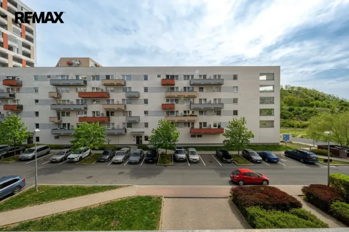 Prodej bytu 2+kk, Praha - Horní Měcholupy, Modenská, 58 m2