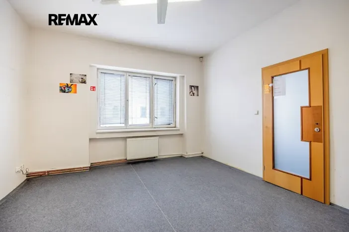 Pronájem kanceláře, Rudná, Masarykova, 1270 m2