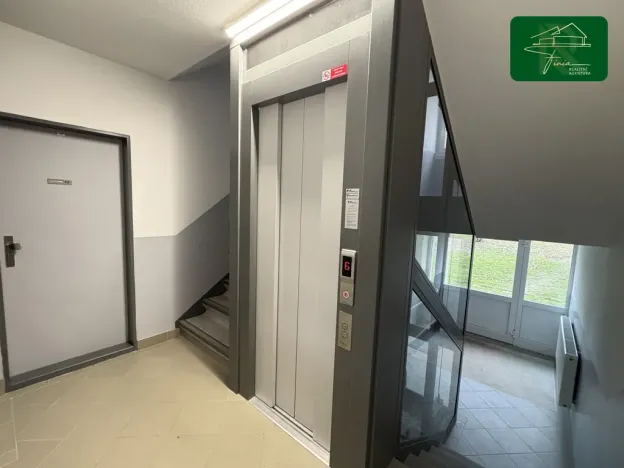 Pronájem bytu 1+kk, Česká Lípa, Železničářská, 20 m2