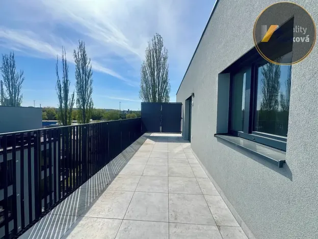 Prodej bytu 2+kk, Kladno, Ke křížku, 53 m2