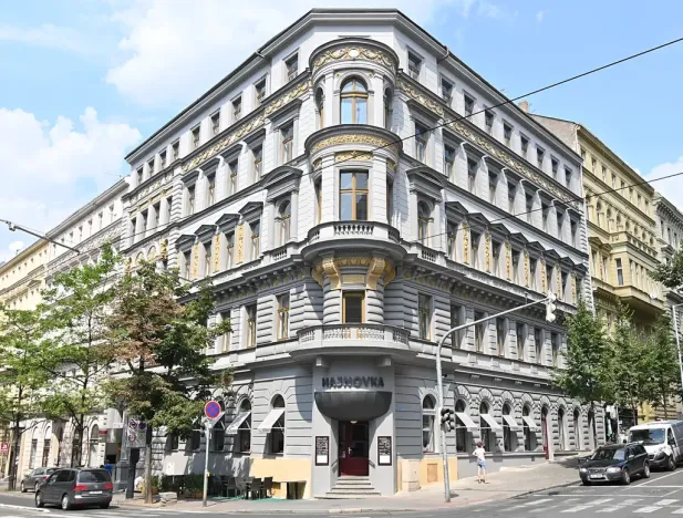 Pronájem bytu 1+kk, Praha - Vinohrady, Vinohradská, 41 m2