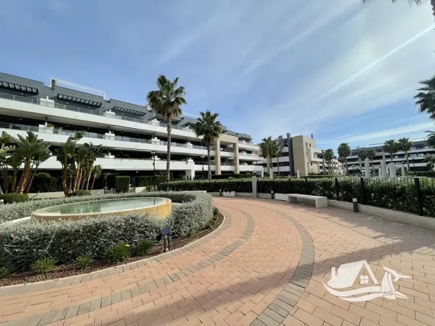 Prodej bytu 4+kk, Torrevieja, Španělsko, 98 m2