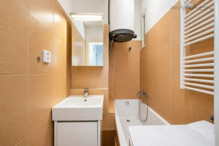 Prodej bytu 2+kk, Praha - Žižkov, Jana Želivského, 42 m2