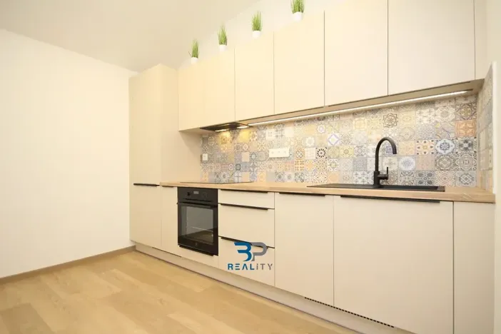 Prodej apartmánu, Praha - Žižkov, Milíčova, 33 m2