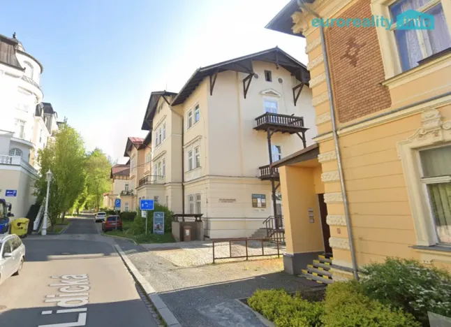 Pronájem kanceláře, Mariánské Lázně, Lidická, 15 m2