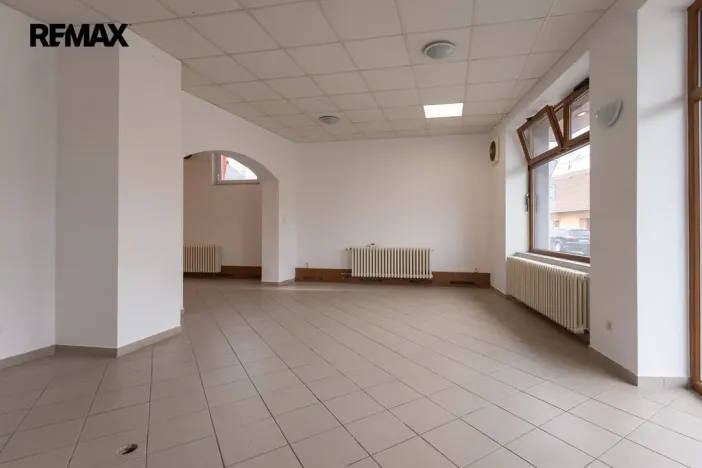 Pronájem obchodního prostoru, Bystřice pod Hostýnem, Přerovská, 120 m2