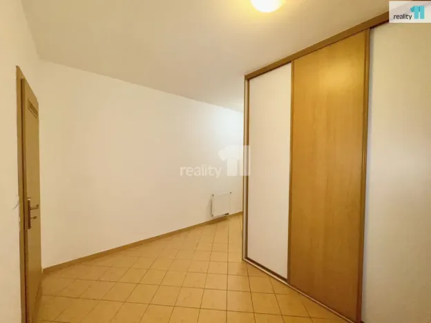 Pronájem bytu 2+kk, Praha - Řepy, Zrzavého, 56 m2