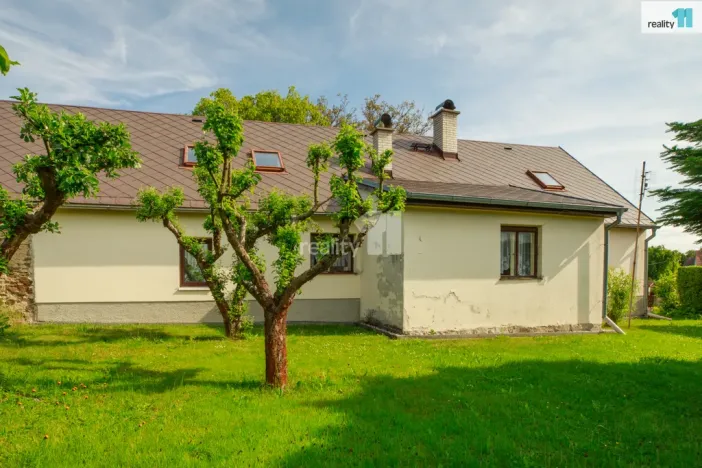 Prodej rodinného domu, Myslív, 286 m2