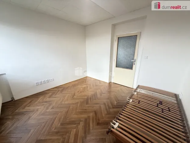 Pronájem bytu 4+1, Praha - Strašnice, Žernovská, 85 m2