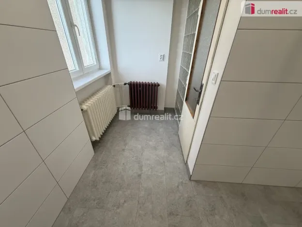 Pronájem bytu 4+1, Praha - Strašnice, Žernovská, 85 m2